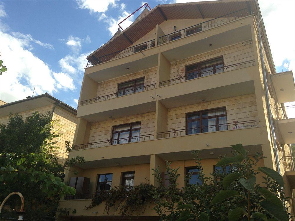 נבשהיר Dedeli Deluxe Hotel מראה חיצוני תמונה