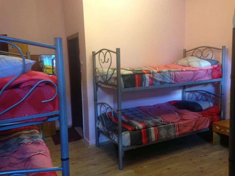 נבשהיר Dedeli Deluxe Hotel מראה חיצוני תמונה